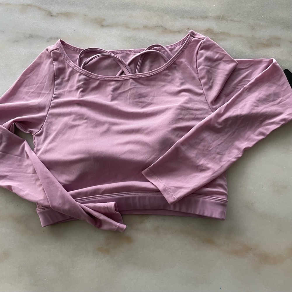 NWT Move Theology mesh workout top size M